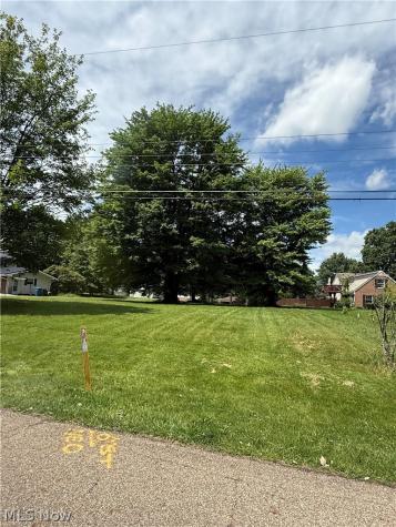 2950 Hi Vue Drive Akron OH 44312