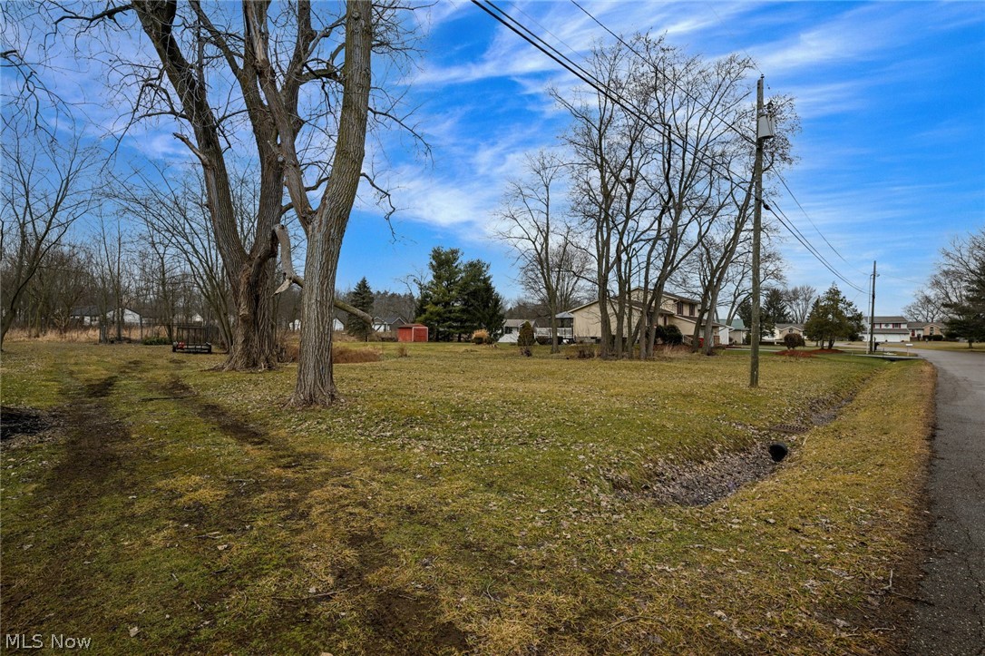 4707 Eastland Avenue Louisville OH 44641
