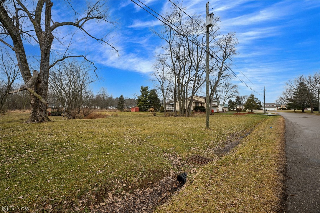 4707 Eastland Avenue Louisville OH 44641