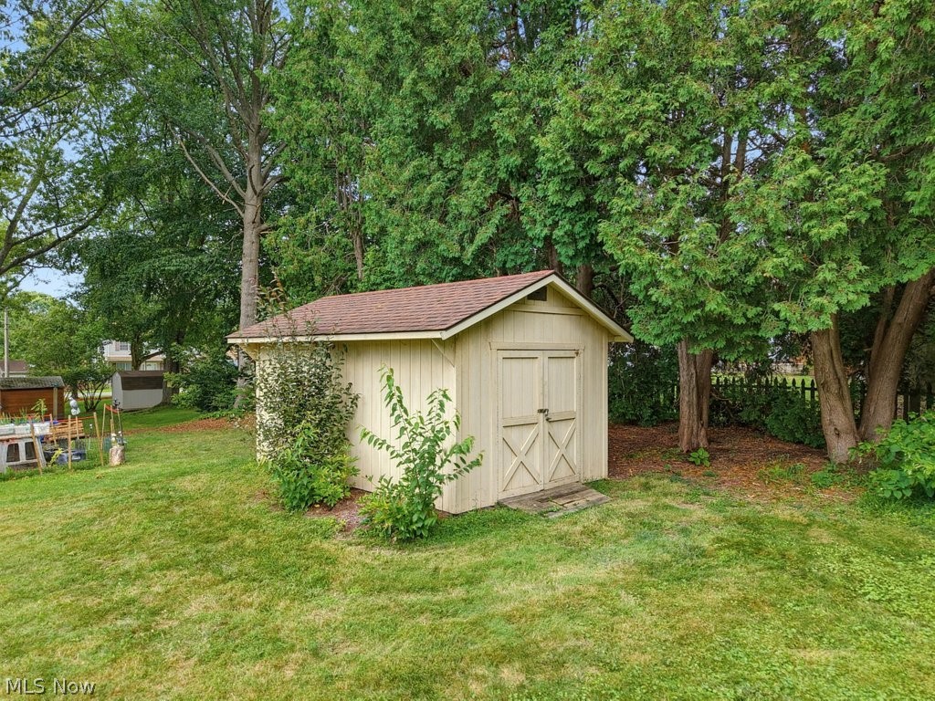 2755 Springfield Lake Drive Akron OH 44312