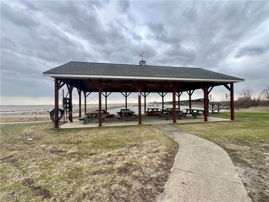 2790 S Amherst Port Clinton OH 43452