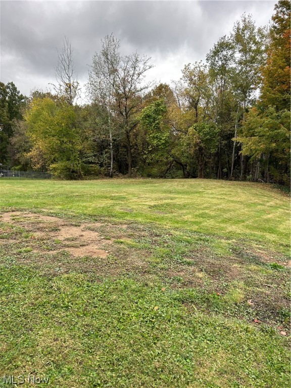 2002 Canfield Road Youngstown OH 44511