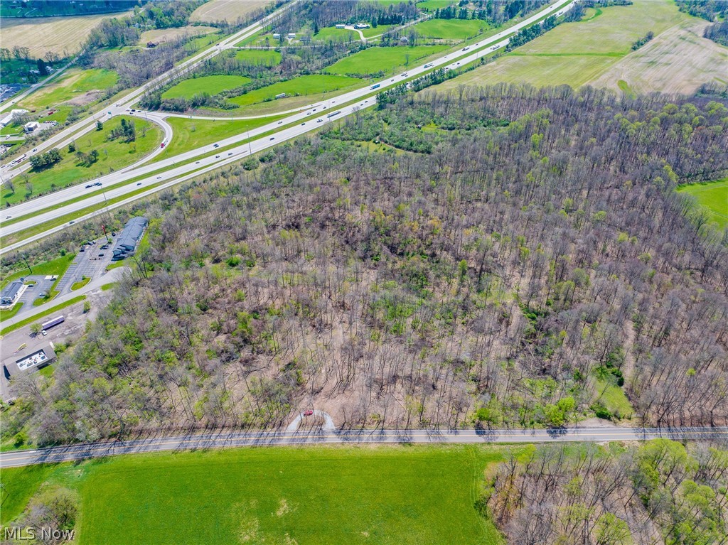 105 W Hanley Road Mansfield OH 44904