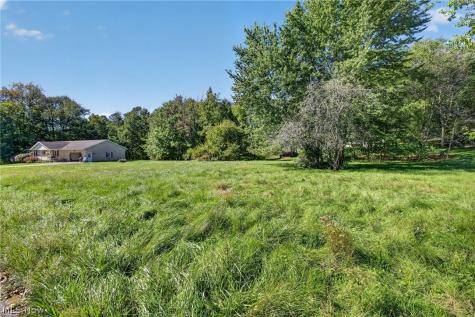 William Penn Avenue NE Hartville OH 44632