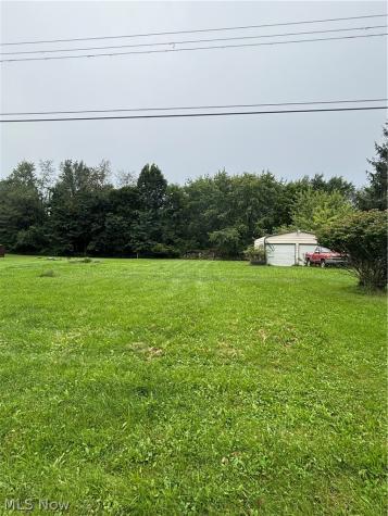 5138 Ford Street Louisville OH 44641
