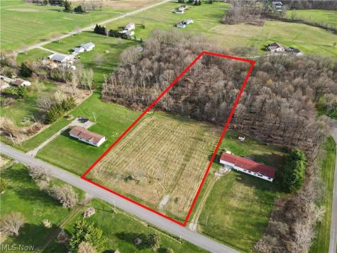 24865 Center Avenue Alliance OH 44601