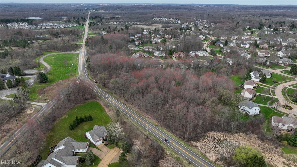 V/l W Garfield Road Aurora OH 44202