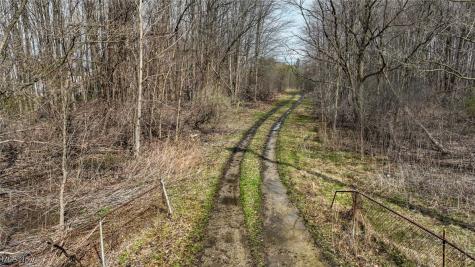 V/l W Garfield Road Aurora OH 44202