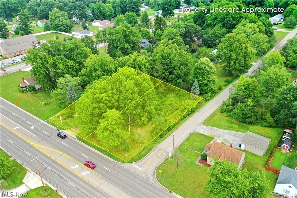 145 N Canfield Niles Road Youngstown OH 44515