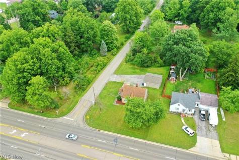 145 N Canfield Niles Road Youngstown OH 44515