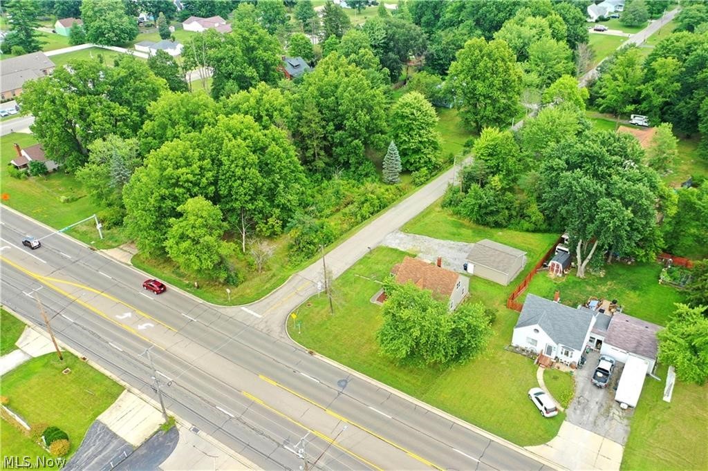 145 N Canfield Niles Road Youngstown OH 44515