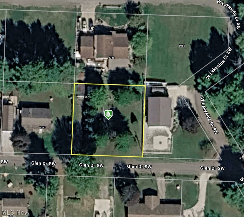 6057 Glen Dr SW Sherrodsville OH 44675