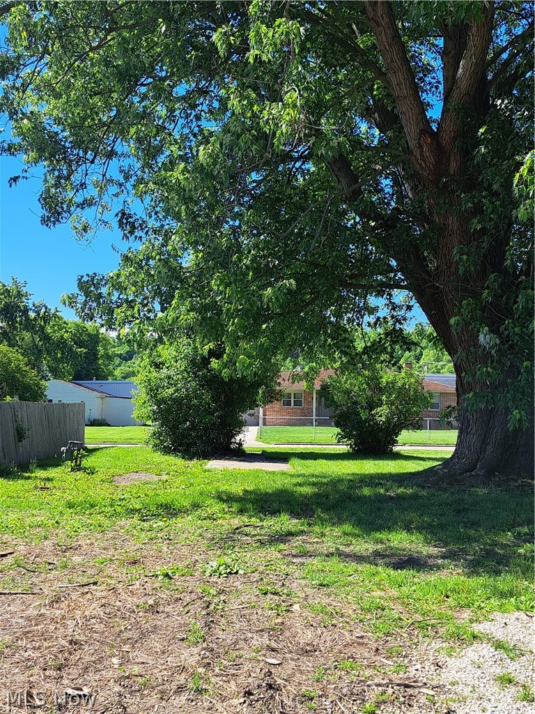 1413 Beckett Avenue Cambridge OH 43725