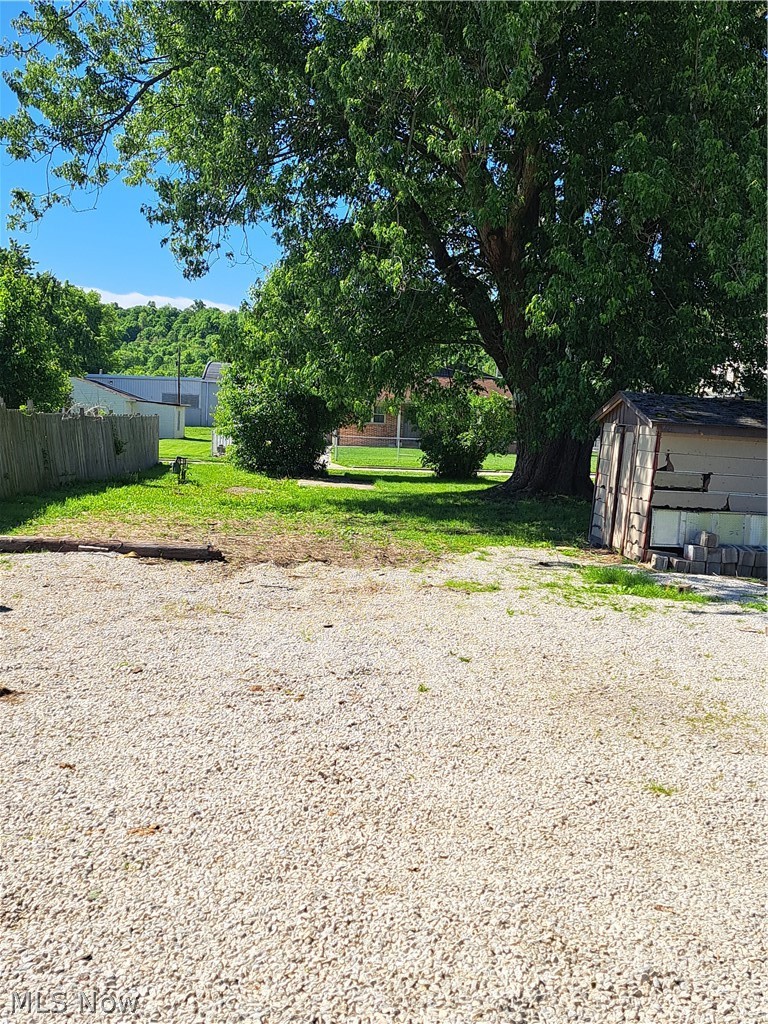 1413 Beckett Avenue Cambridge OH 43725