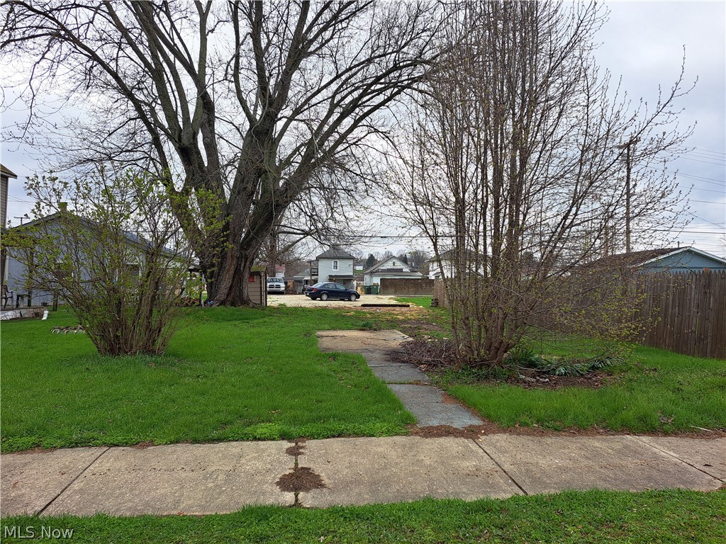 1413 Beckett Avenue Cambridge OH 43725