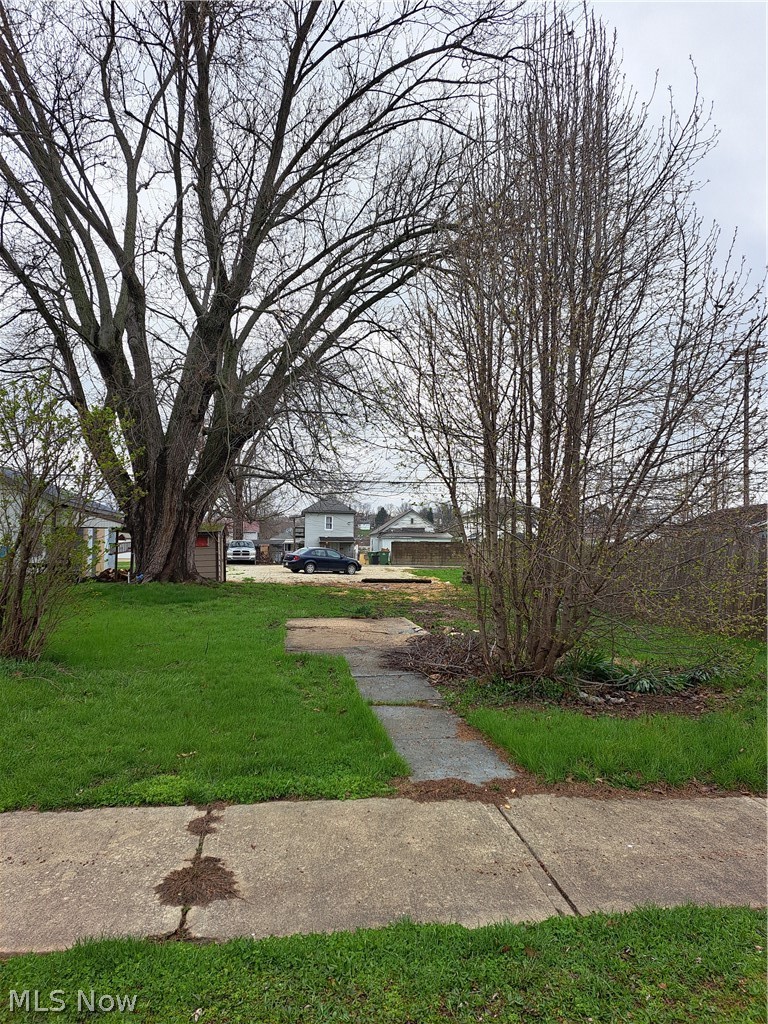 1413 Beckett Avenue Cambridge OH 43725