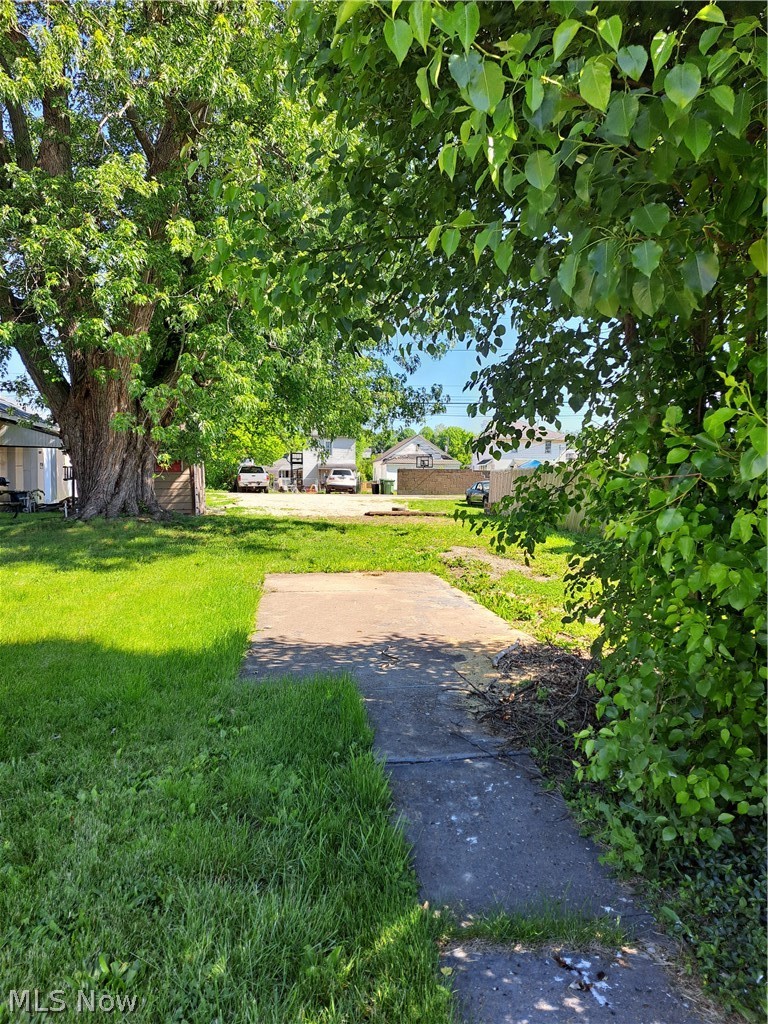 1413 Beckett Avenue Cambridge OH 43725