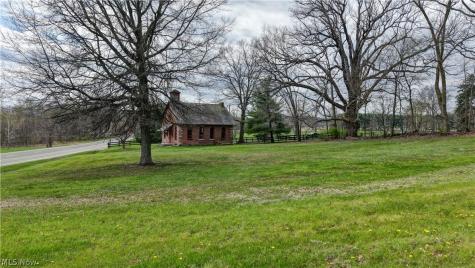 Erie Avenue SW Avenue SW Navarre OH 44662