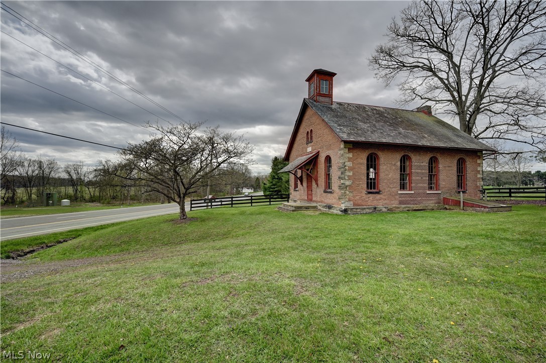 Erie Avenue SW Avenue SW Navarre OH 44662