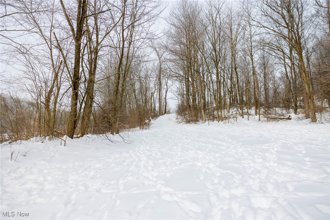 SW Harmony Valley Road Newcomerstown OH 43832