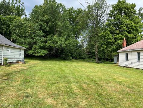 1360 Francis Court South Euclid OH 44121