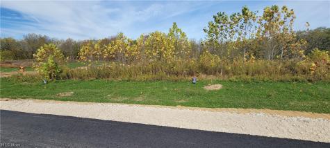 Ville 2 Hidden Ridge Road North Royalton OH 44133