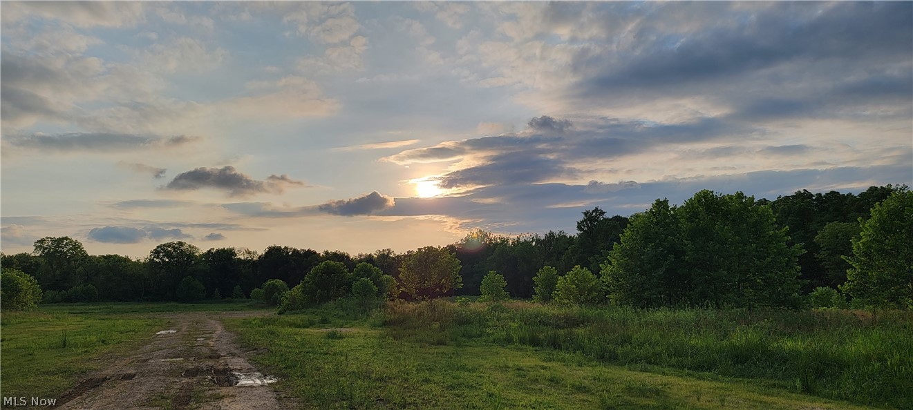 Ville 2 Hidden Ridge Road North Royalton OH 44133