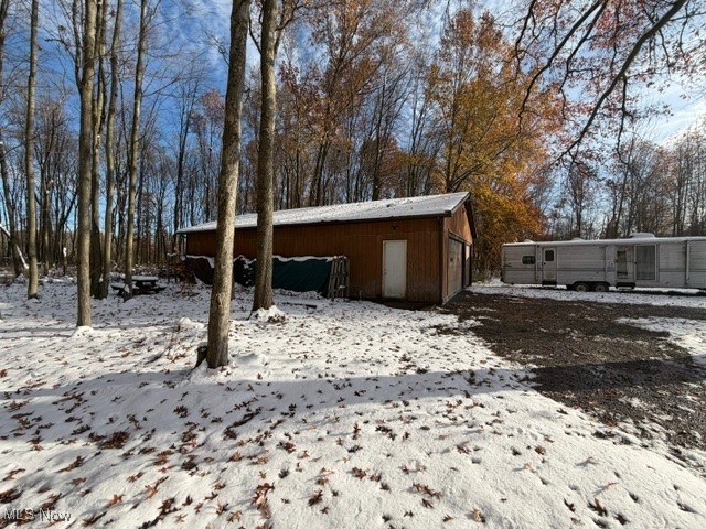 5834 Downs Road NW Warren OH 44481
