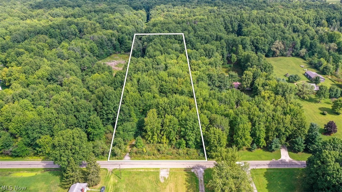 1116 Hyde Shaffer Road Bristolville OH 44402