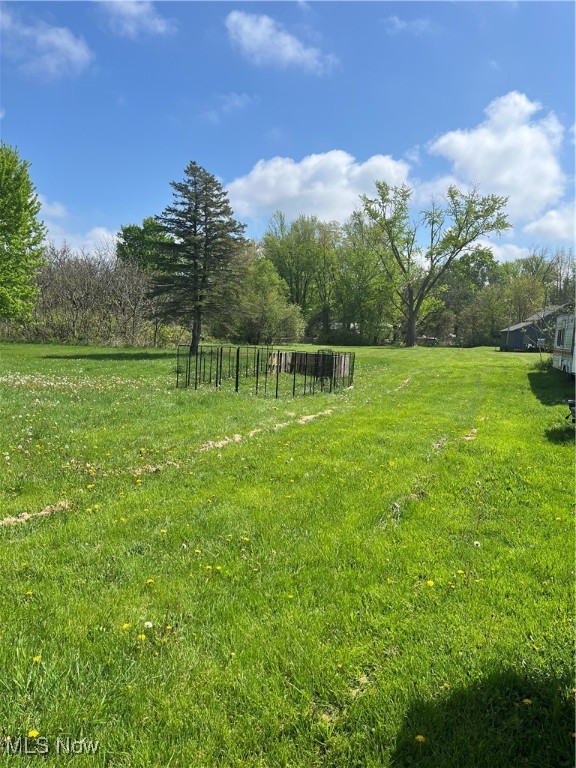 Ville N Crowell Avenue Geneva OH 44041