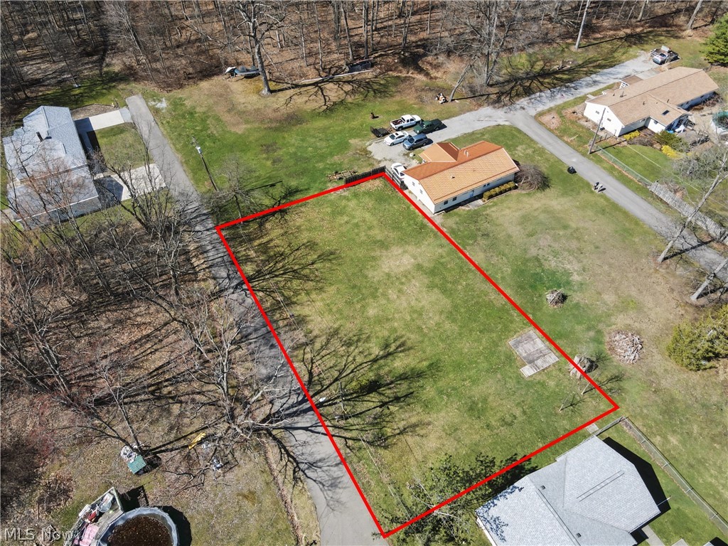 17972 Davis Road Lake Milton OH 44429