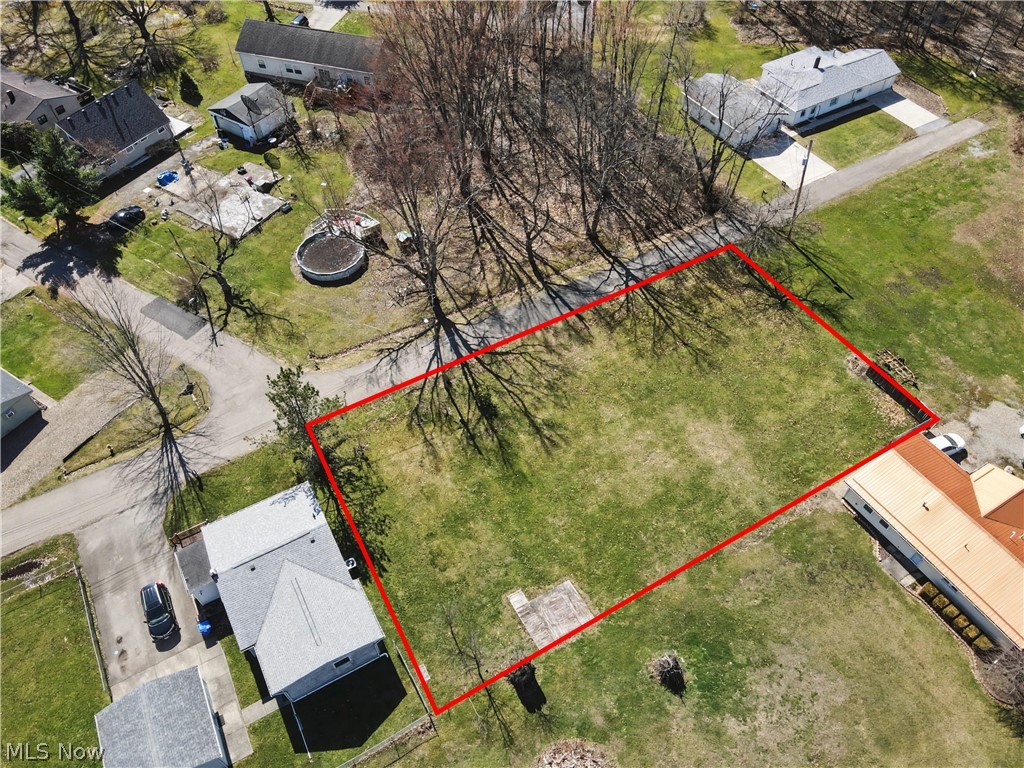 17972 Davis Road Lake Milton OH 44429