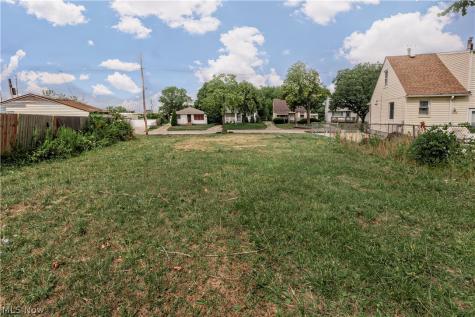 14816 Lotus Drive Cleveland OH 44128