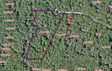 Whispering Pines Drive Novelty OH 44072