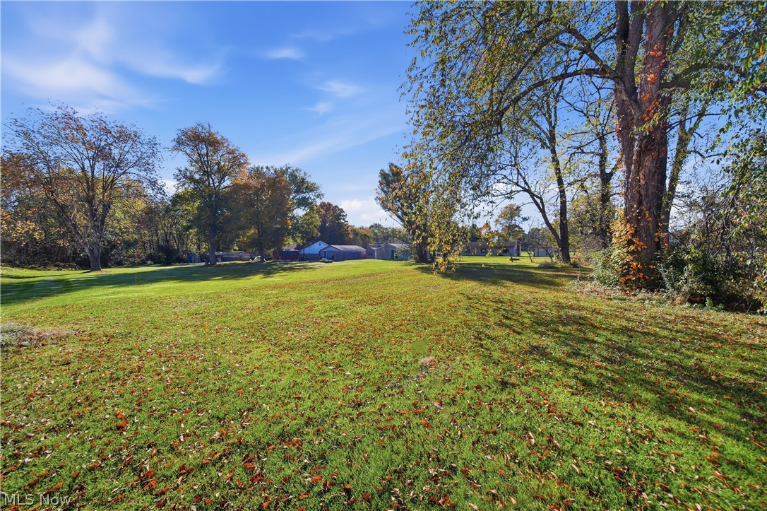 Lindcrest Street SW Navarre OH 44662