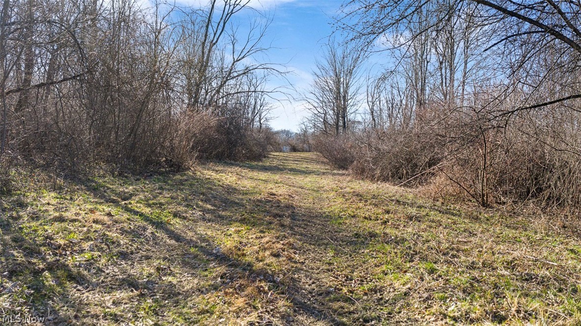 Gladdis Street SW Massillon OH 44647