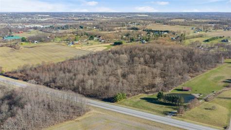 Gladdis Street SW Massillon OH 44647