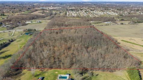 Gladdis Street SW Massillon OH 44647
