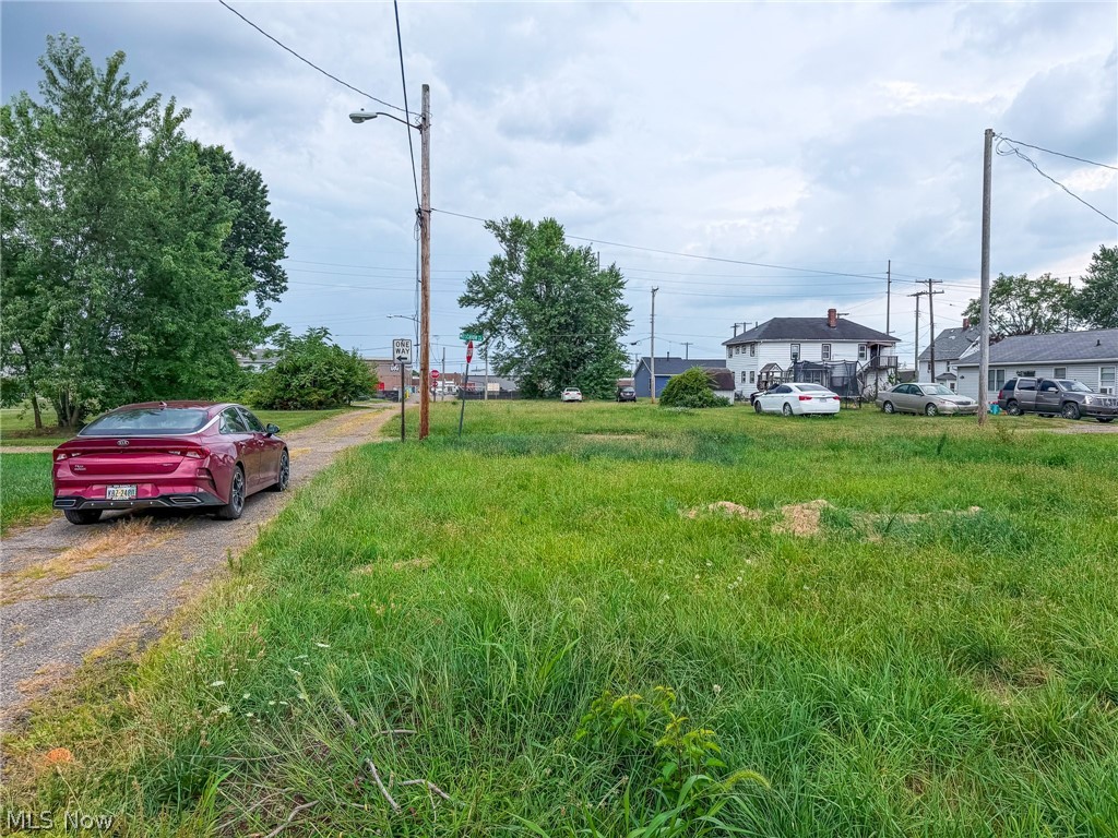 801 Backert Court SW Canton OH 44707