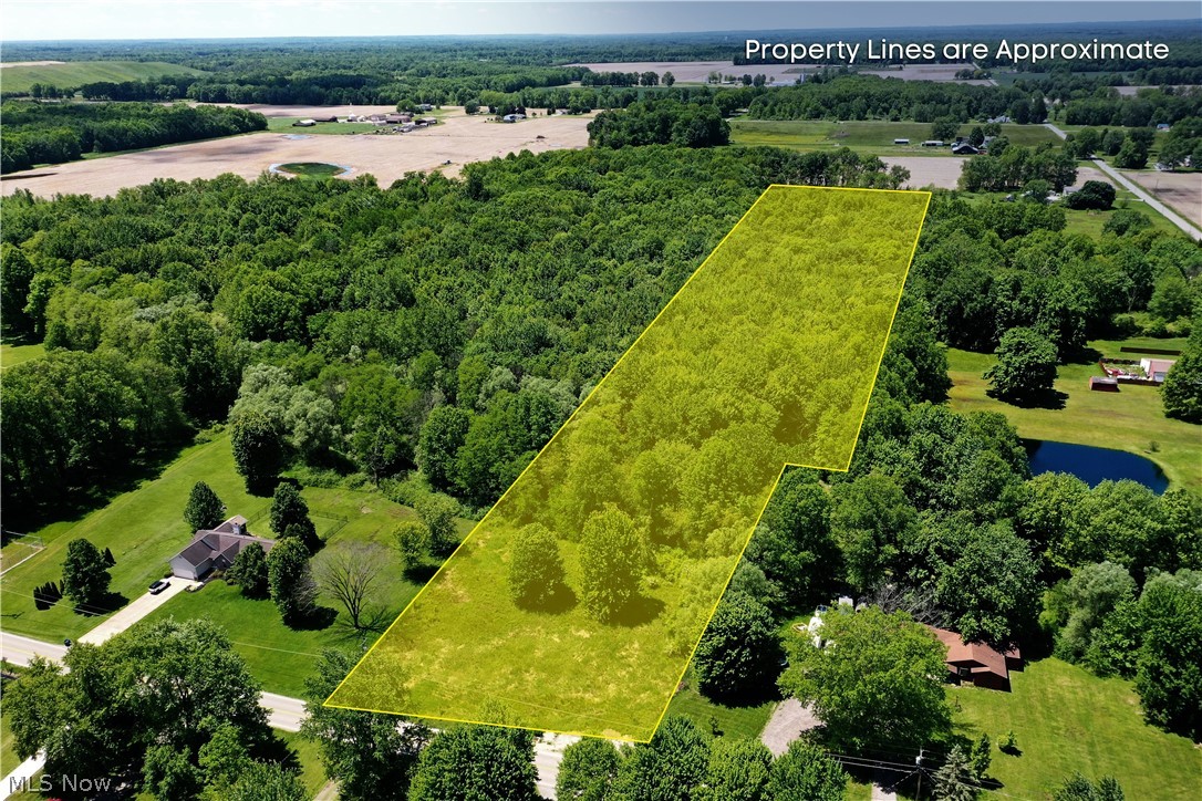 S Leavitt Road Lordstown OH 44481