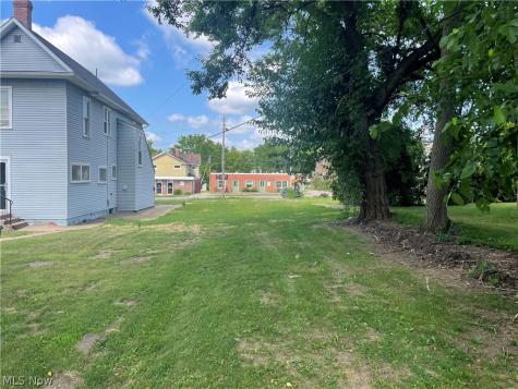 423 N Market Street Wooster OH 44691