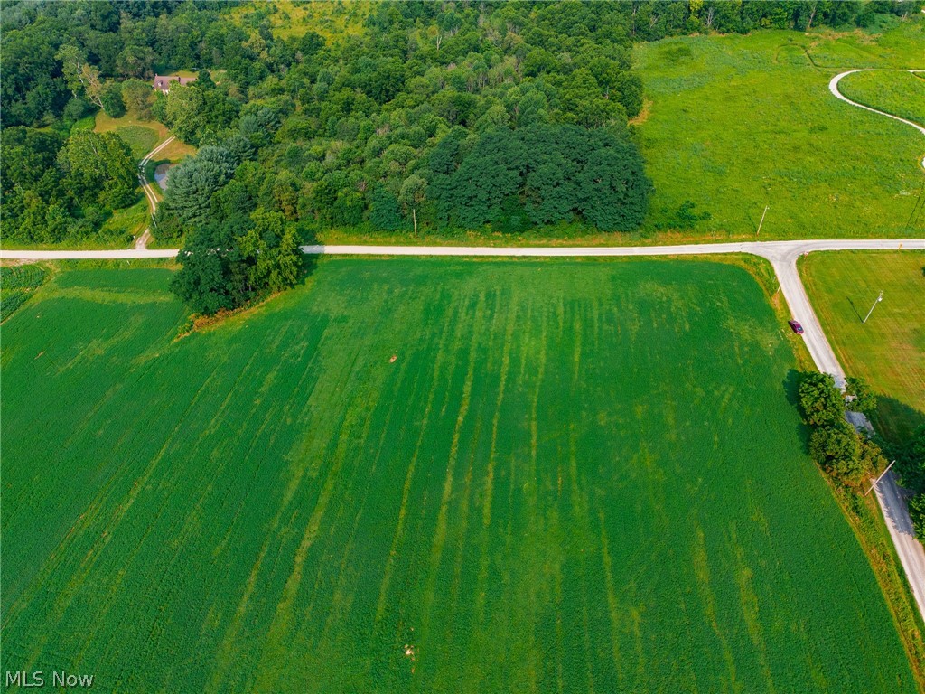 Stoneford St SW Navarre OH 44662