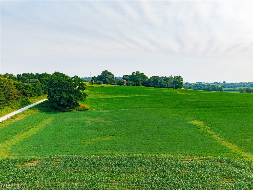 Stoneford St SW Navarre OH 44662