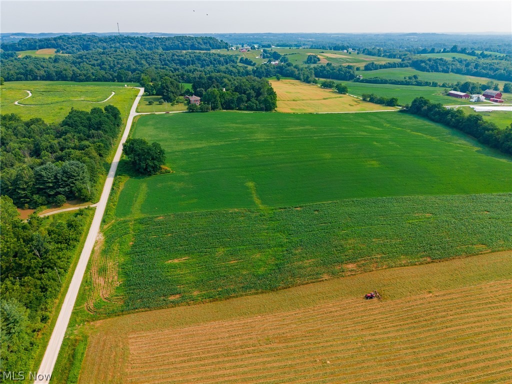 Stoneford St SW Navarre OH 44662