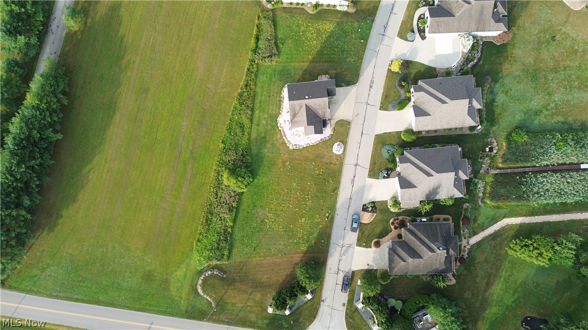 31 Shores Drive Poland OH 44514
