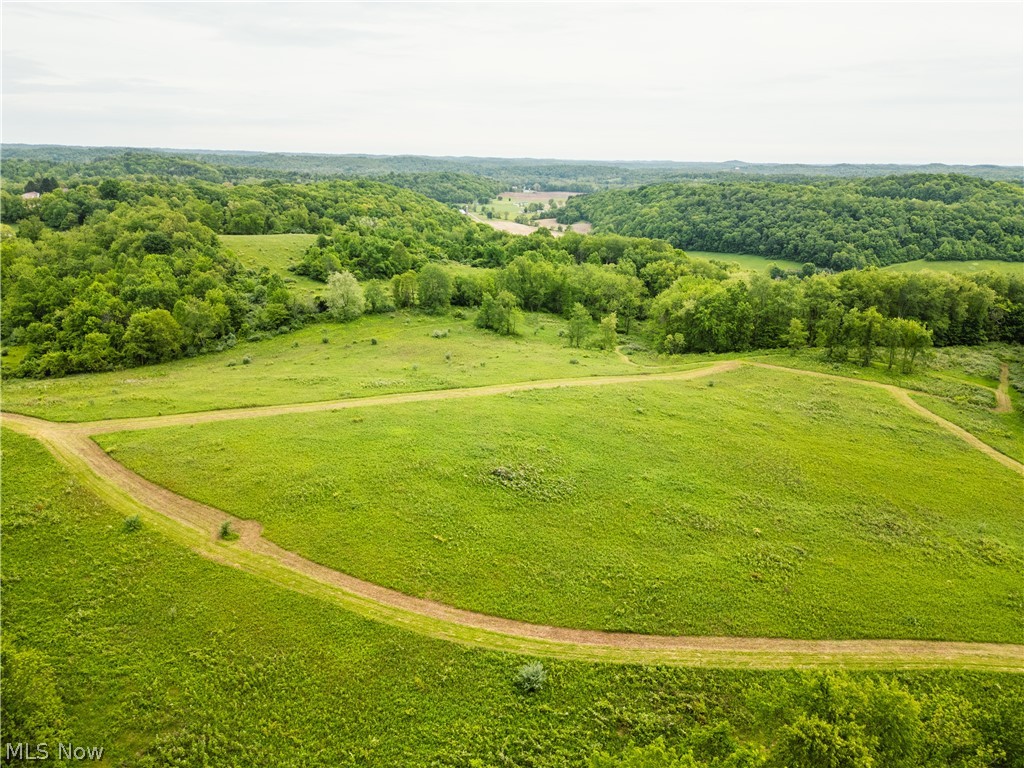 Edie Hill Road Uhrichsville OH 44683