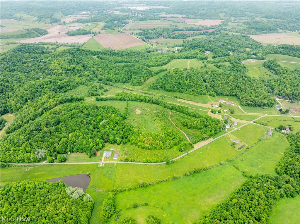 Edie Hill Road Uhrichsville OH 44683