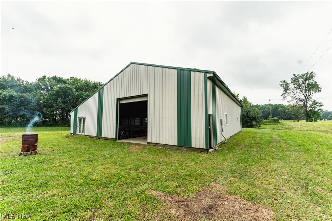 23846 State Route 93 Fresno OH 43824