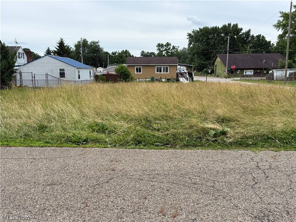 2616 Taft Avenue NE Canton OH 44705