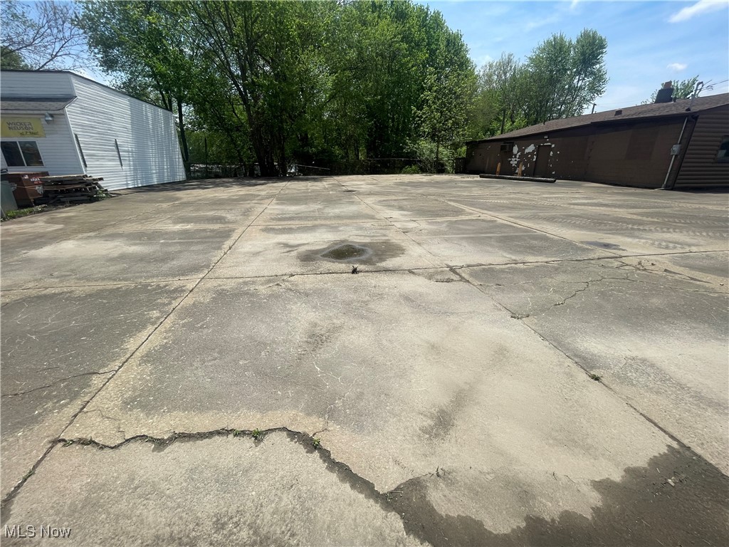 Navarre Road SW Canton OH 44706